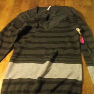 Poof long sleeve shirt